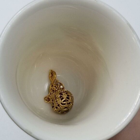 Currier Ives 1982 Porcelain Bell Norman Rockwell White 22 KT Gold Xmas Vintage - Picture 4 of 8